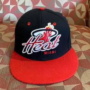 Used men’s Miami Heat Forty Seven Hardwood Classics SnapBack Hat